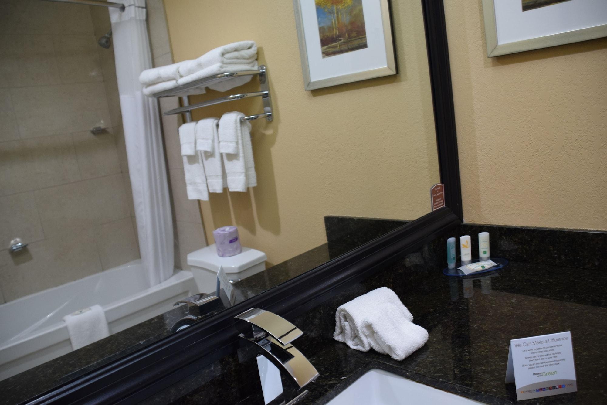 Quality Inn ブレイスブリッジ エクステリア 写真