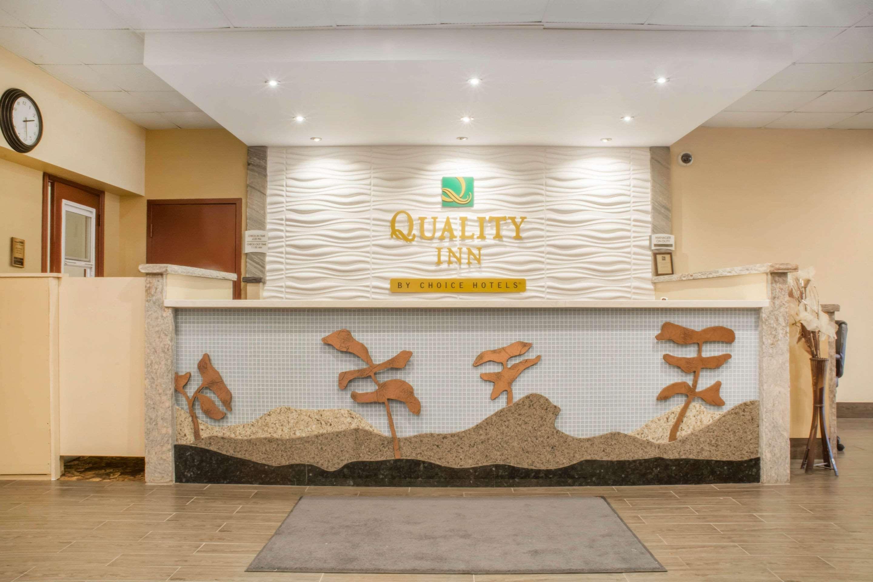 Quality Inn ブレイスブリッジ エクステリア 写真