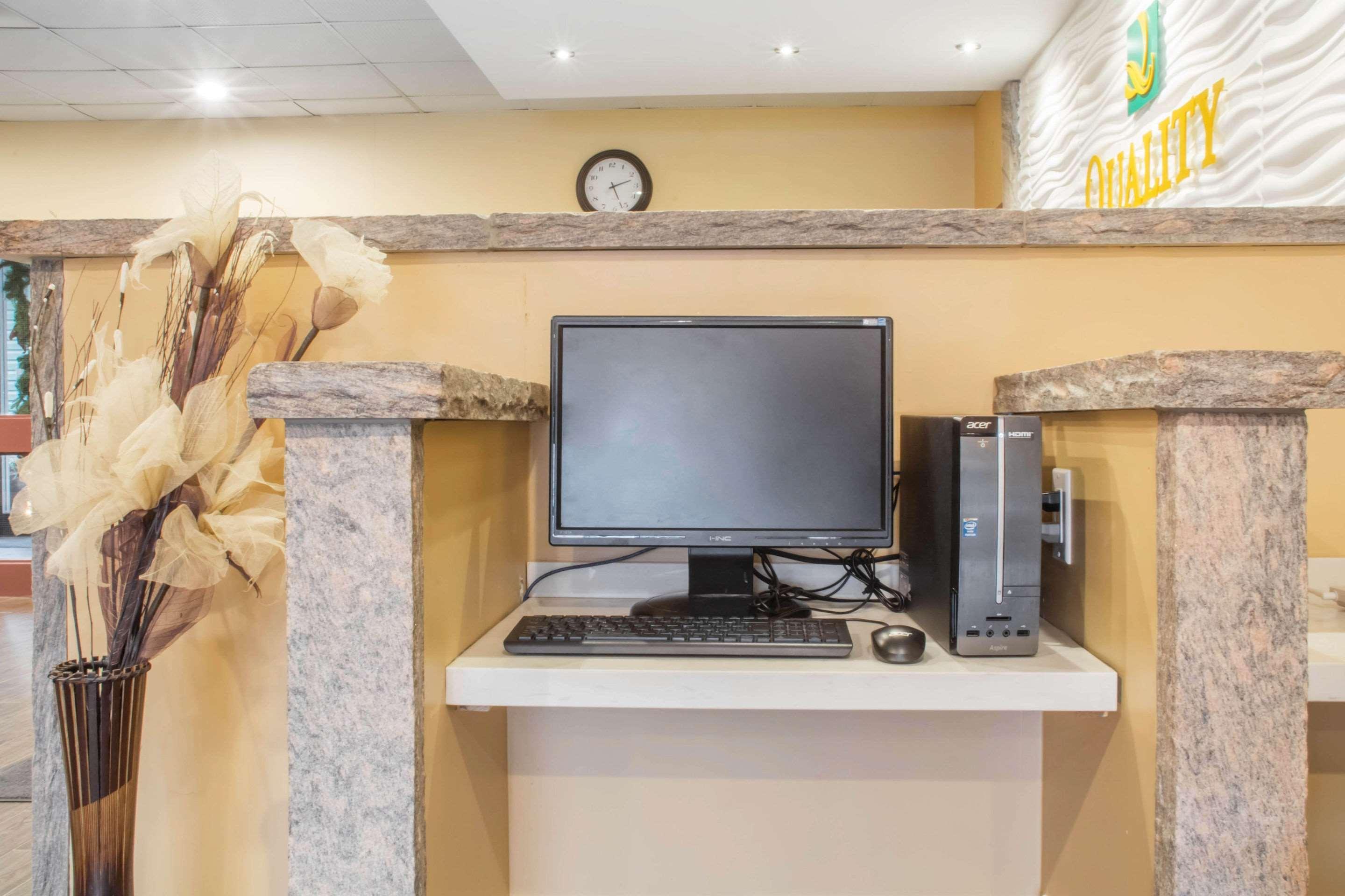 Quality Inn ブレイスブリッジ エクステリア 写真