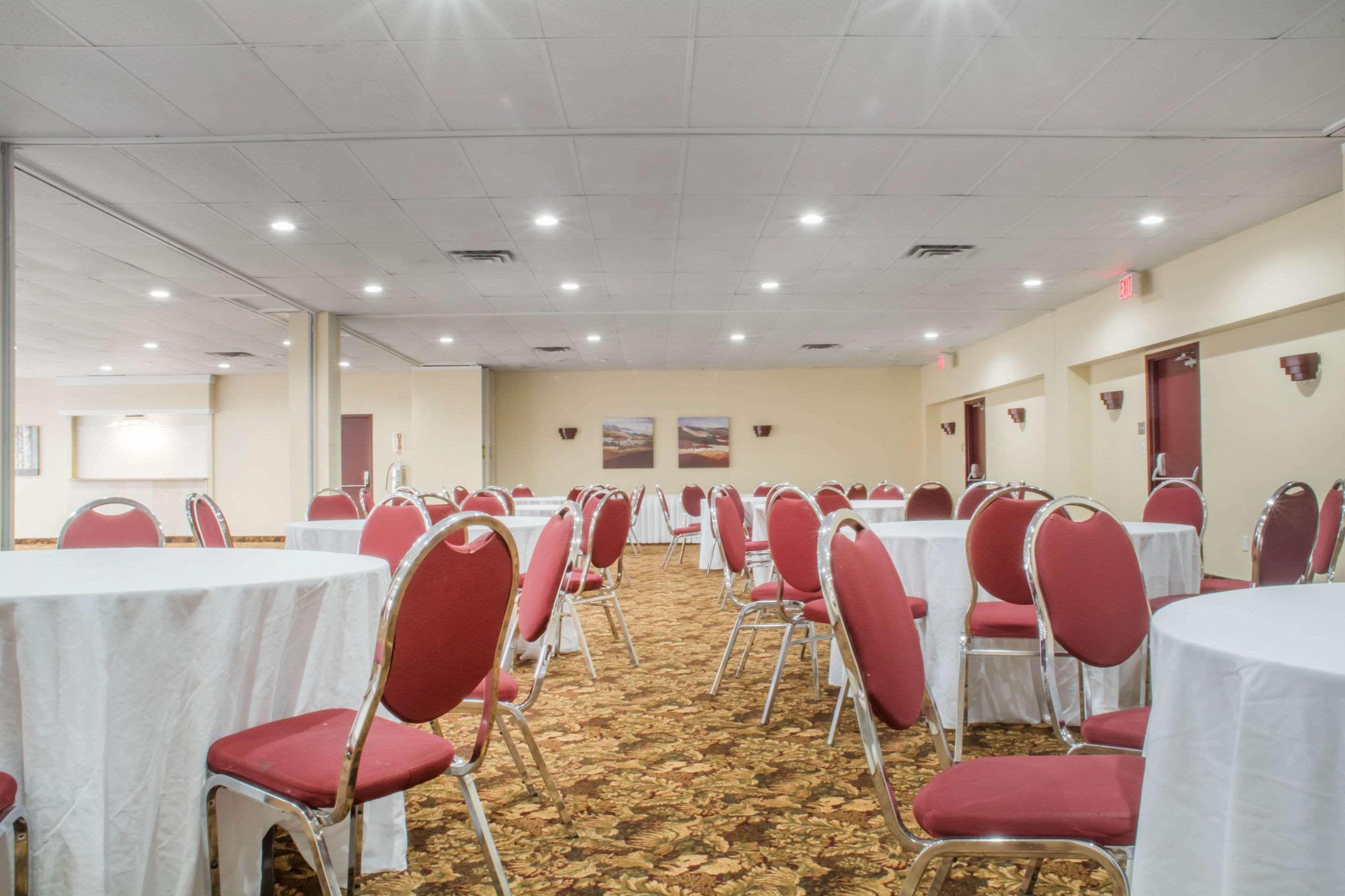 Quality Inn ブレイスブリッジ エクステリア 写真